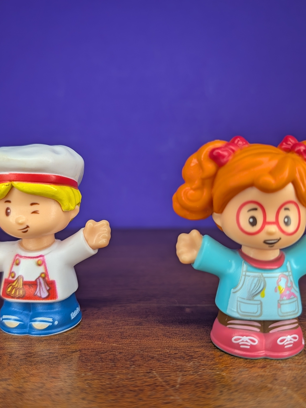 Fisher Price Little People Pastry Chef Tia & Sofia 2pcs